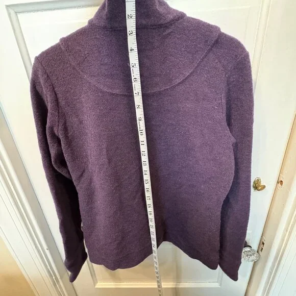 Women's Medium Ibex cardigan in deep plum - Picture 7 of 10